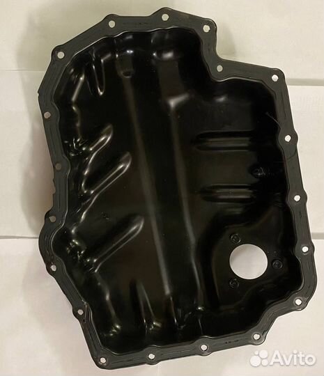 Поддон двигателя Volkswagen 04E103600B бу