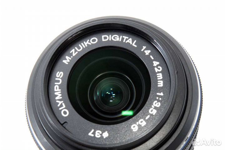 Объектив Olympus micro 4/3 14-42mm