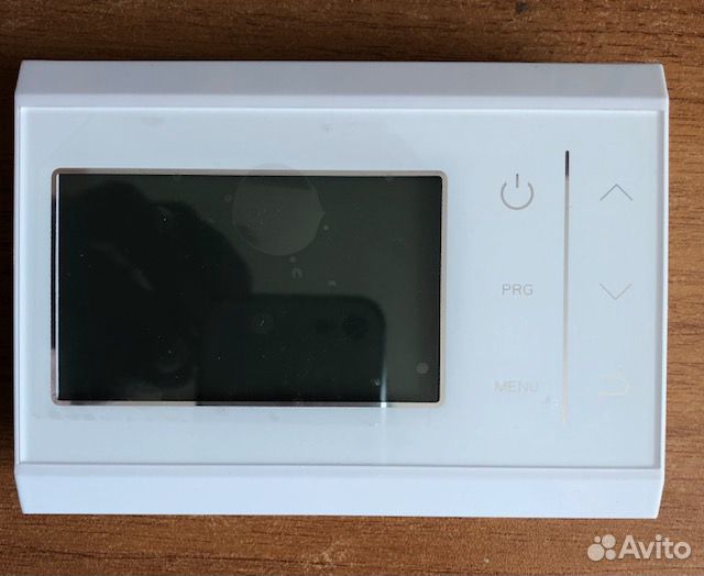 Пульты для фанкойлов и термостаты