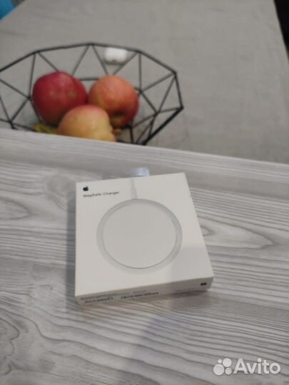 Зарядное устройство Apple MagSafe Charger