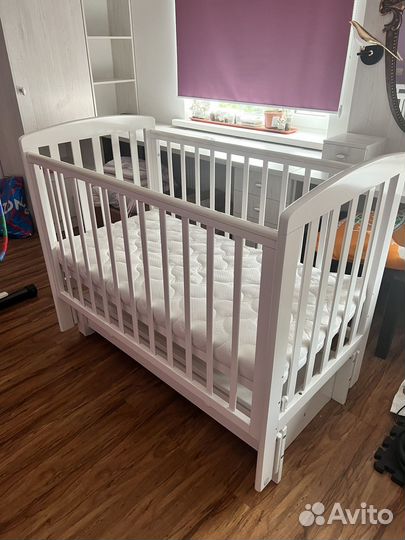 Детская кровать с матрасом