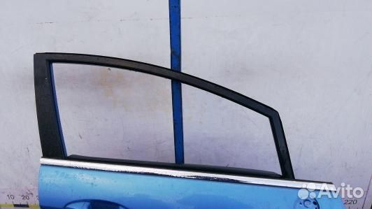 Дверь передняя правая ford fiesta 6 (3BR04E201)