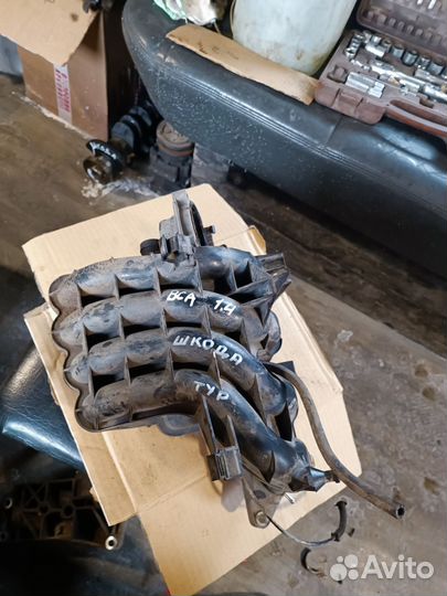 Впускной коллектор шкода октавия тур 1.4 bca