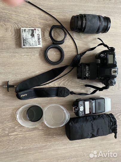 Зеркальный фотоаппарат fujifilm (Nicon )