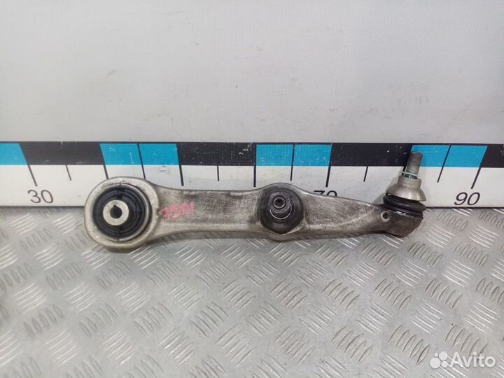 Б/У Рычаг передний правый AMG#001