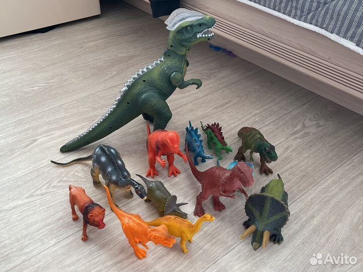Игрушки динозавры
