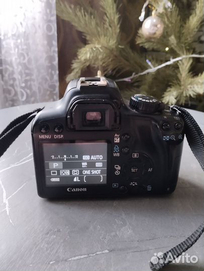 Фотоаппарат canon 1000d