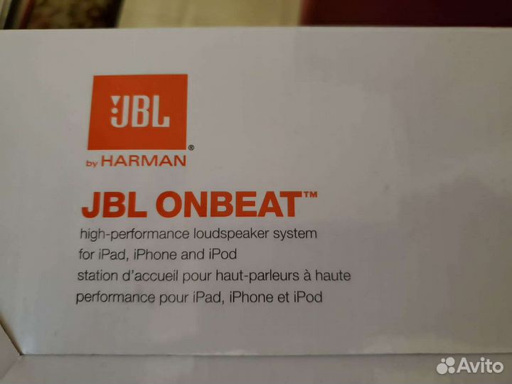 Акустическая станция JBL док-станция