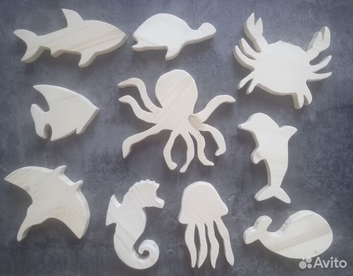 Набор морских животных из дерева