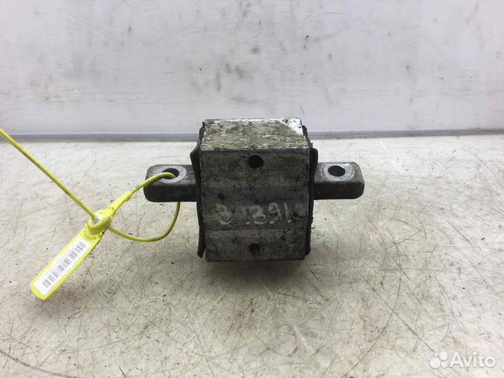 Подушка крепления кпп Mercedes C-klasse 646962