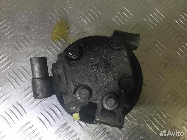 Насос гидроусилителя руля Мерседес цлк A0044661301