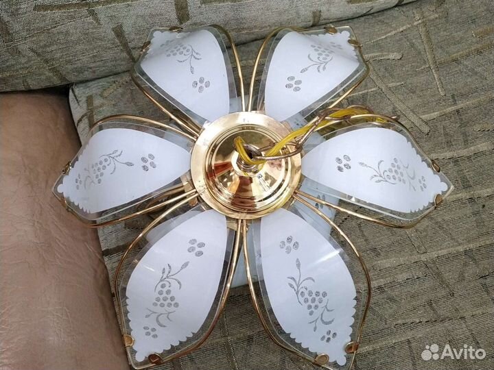 Люстра потолочная бу