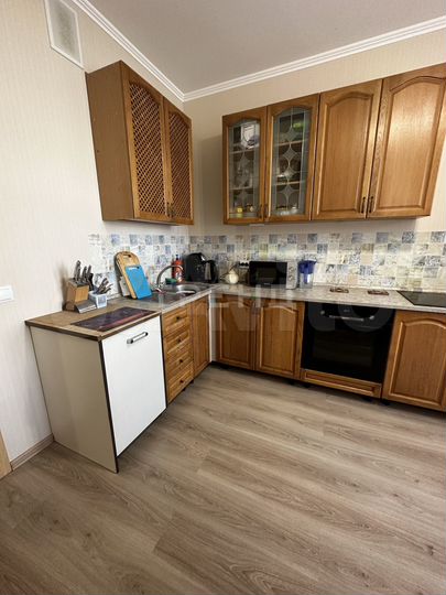 2-к. квартира, 53,2 м², 2/5 эт.