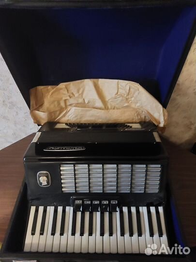 Аккордеон weltmeister stella