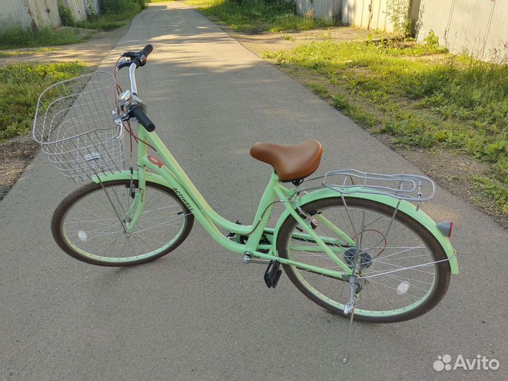 Велосипед взрослый женский с корзиной