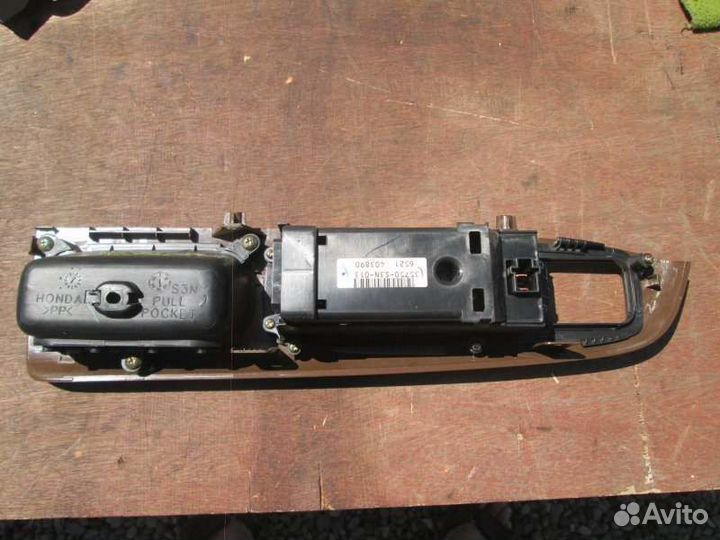 Блок упр. стеклоподьемниками Honda Odyssey RA6