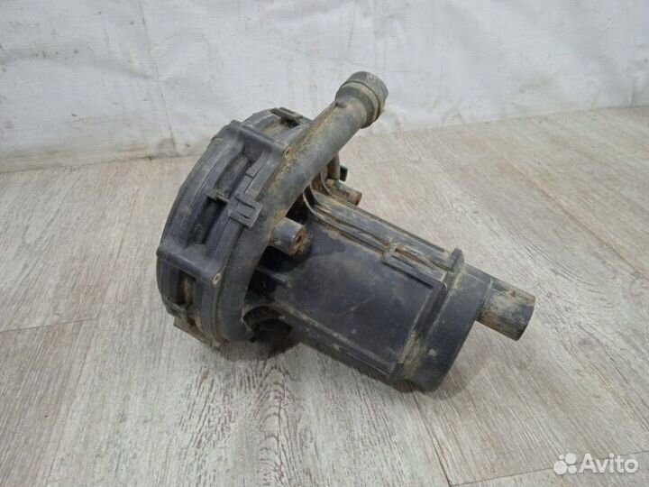 Насос воздушный Volkswagen Golf 4