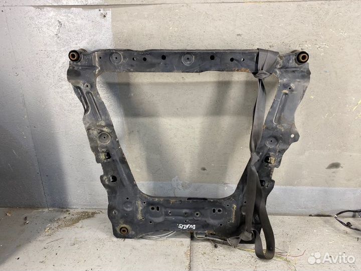 Подрамник кашкай j10 2010 - 2017