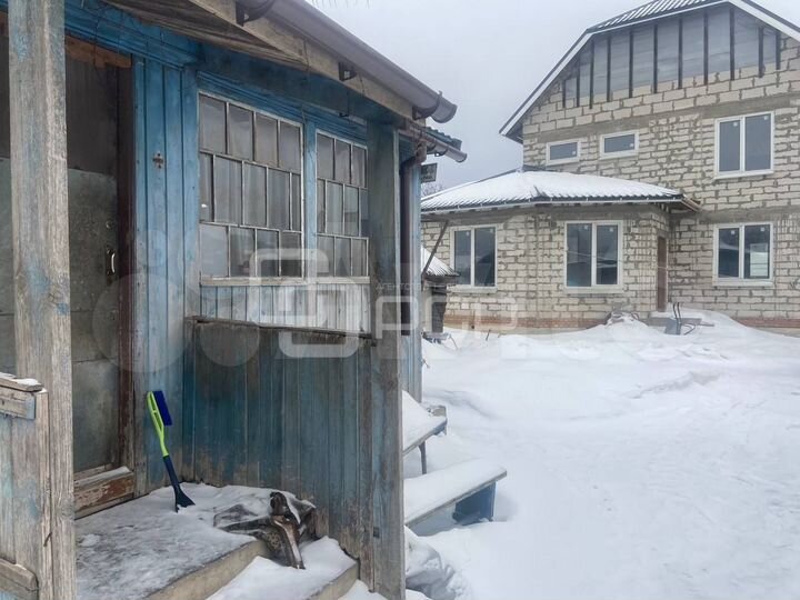 Дом 313,5 м² на участке 18,5 сот.