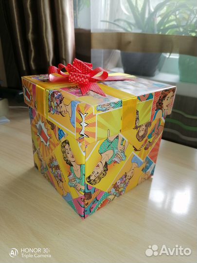 Коробка подарочная