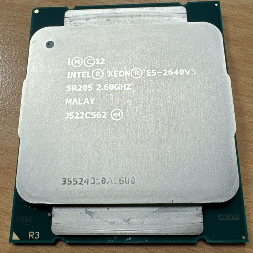 [E5-2640] Intel Xeon V3 Lga2011-3, 8 X 2600 Мгц E5-2640