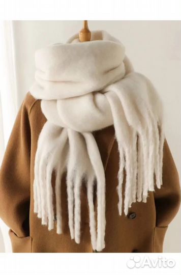 Шарф палантин зимний 210x40 новый