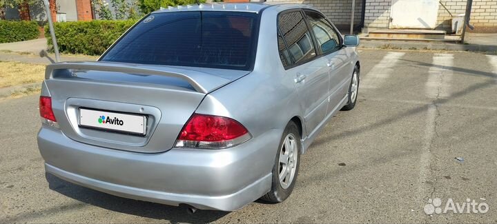Mitsubishi Lancer 1.6 МТ, 2005, 321 812 км