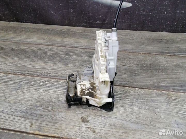 Замок задний правый A6 C7 Седан