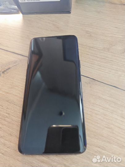 Samsung Galaxy S9, 4/64 ГБ