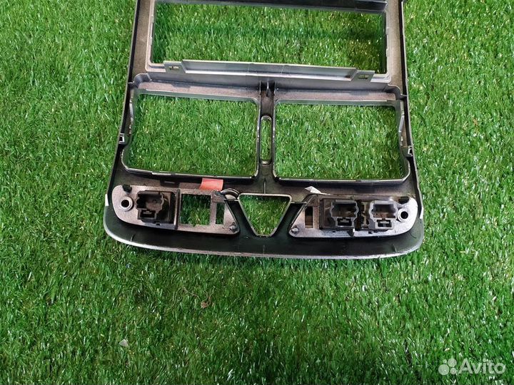 Рамка панели приборов Peugeot 307 (3H) 2006