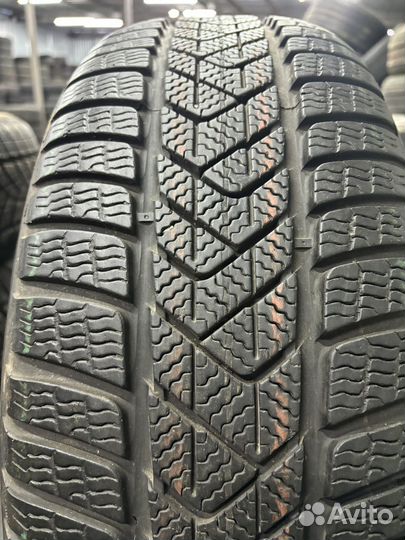 Pirelli Winter Sottozero 3 225/55 R17