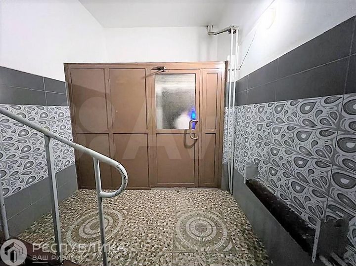 Комната 14 м² в 1-к., 1/10 эт.