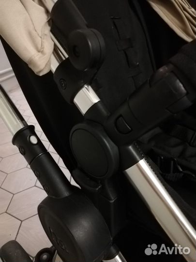 Продам детскую коляску 3 в 1 MotherCare Jorney