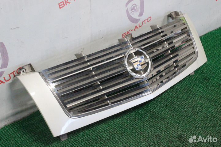 Решетка радиатора Cadillac Escalade GMT800