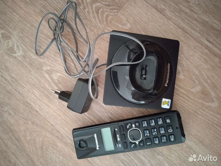 Радиотелефон Panasonic dect KX—TG1711RU