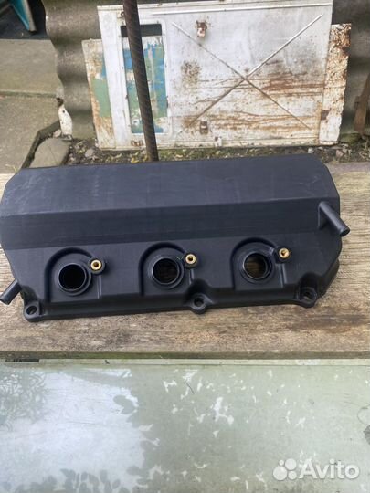 Клапанная крышка на Мицубиси Аутлендер XL, правая