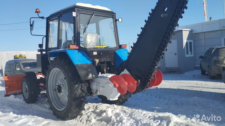 Услуги экскаватора погрузчика,бара,экскаватора