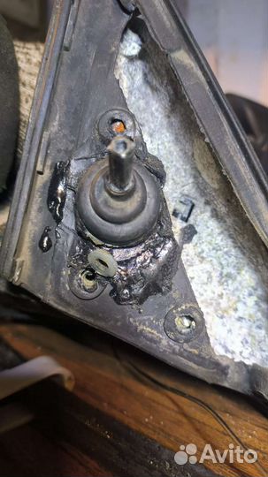 Зеркало левое Audi 100c3 443857501F