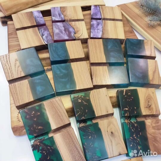 Авторская подставка для телефона или планшета