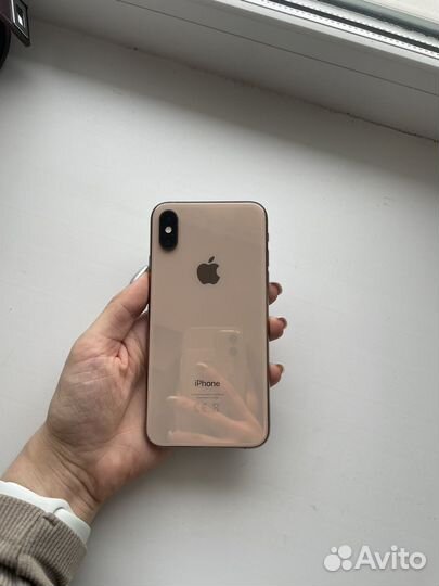 iPhone Xs, 64 ГБ