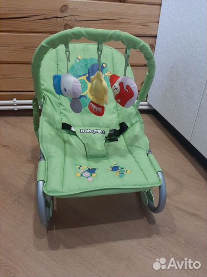 Детский шезлонг качалка