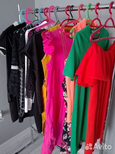 Женские платья блузки комбинезон весна лето