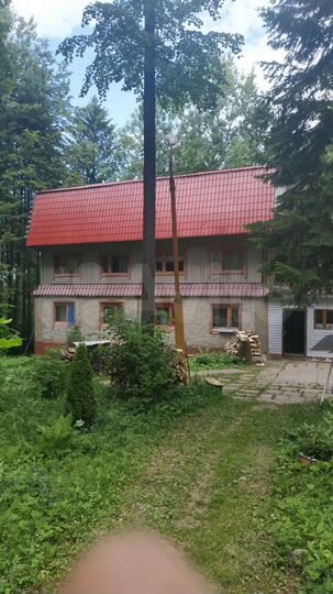 Дом 288 м² на участке 61 сот.