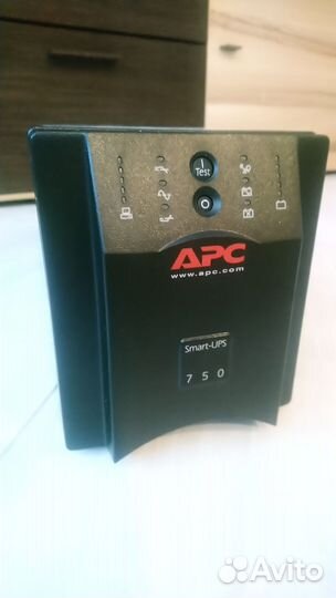 Ибп APC 750va