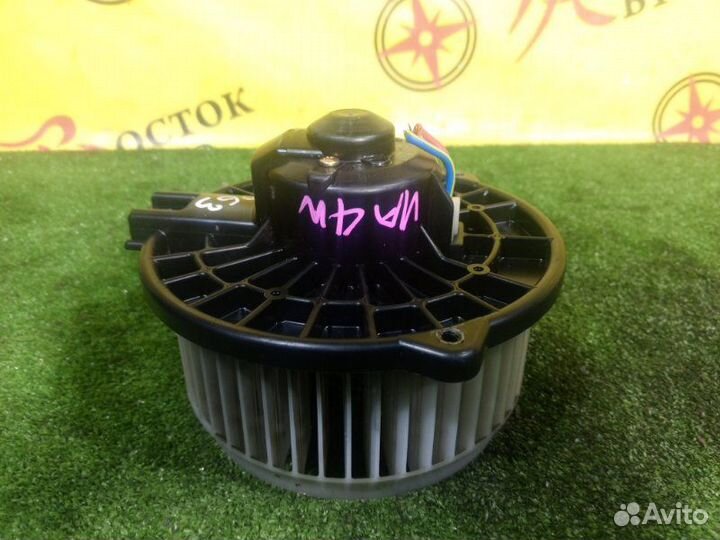 Мотор печки Mitsubishi Grandis NA4W 4G69