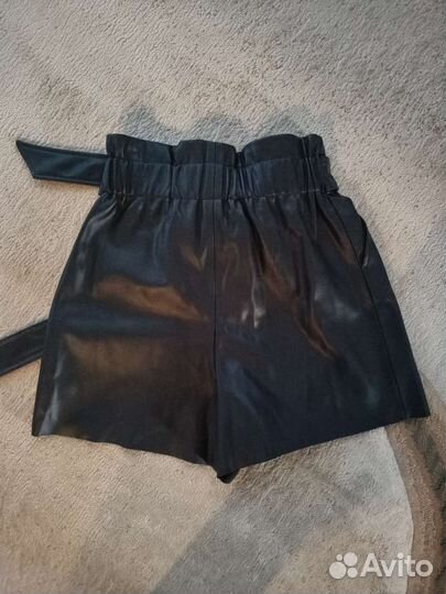 Кожаные шорты zara s