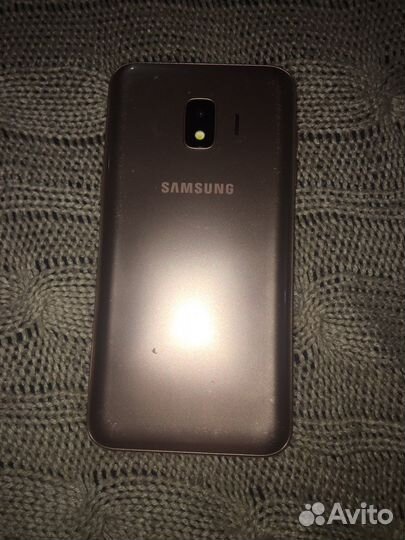 Телефон Samsung SM-J260F