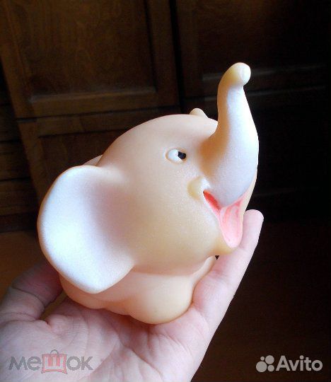 Часы,лиса,заяц, машина,кошка,слон,утюг СССР