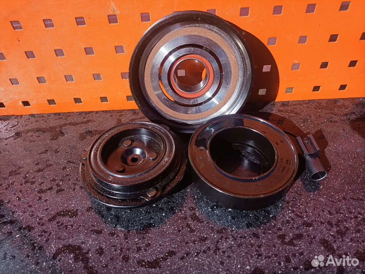 Муфта кондиционера Hyundai Santa Fe 2