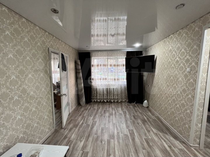 2-к. квартира, 30,3 м², 1/5 эт.